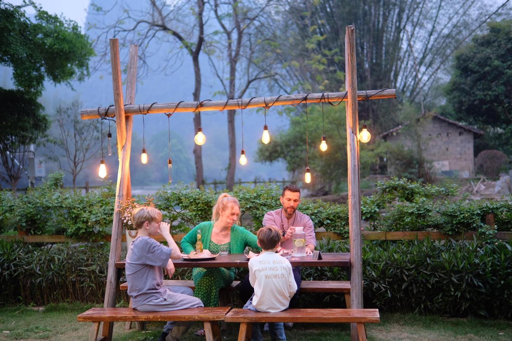 יאנג שואו Moondance Boutique Resort מראה חיצוני תמונה